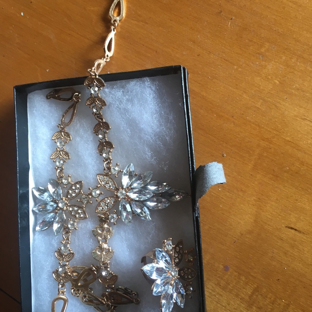 Brand New gold rhinestone necklace/bracelet/ring